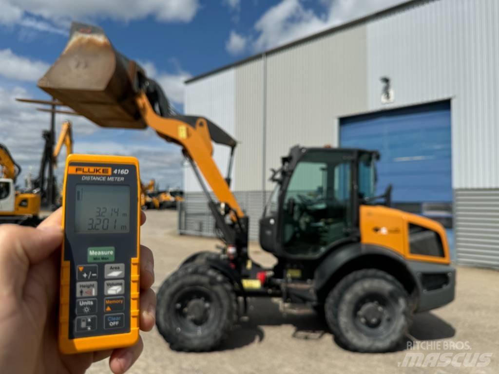 CASE 321 Wheel loaders