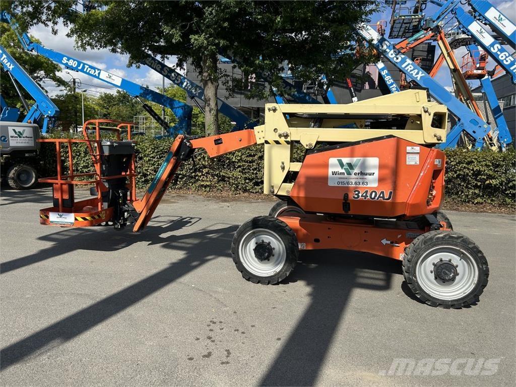 JLG 340AJ (4566) Articulated boom lifts
