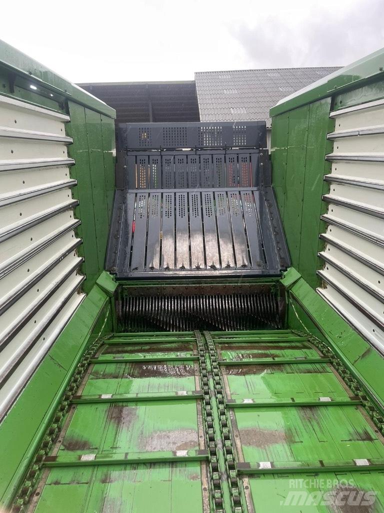 Krone ZX 560 GL Self loading trailers