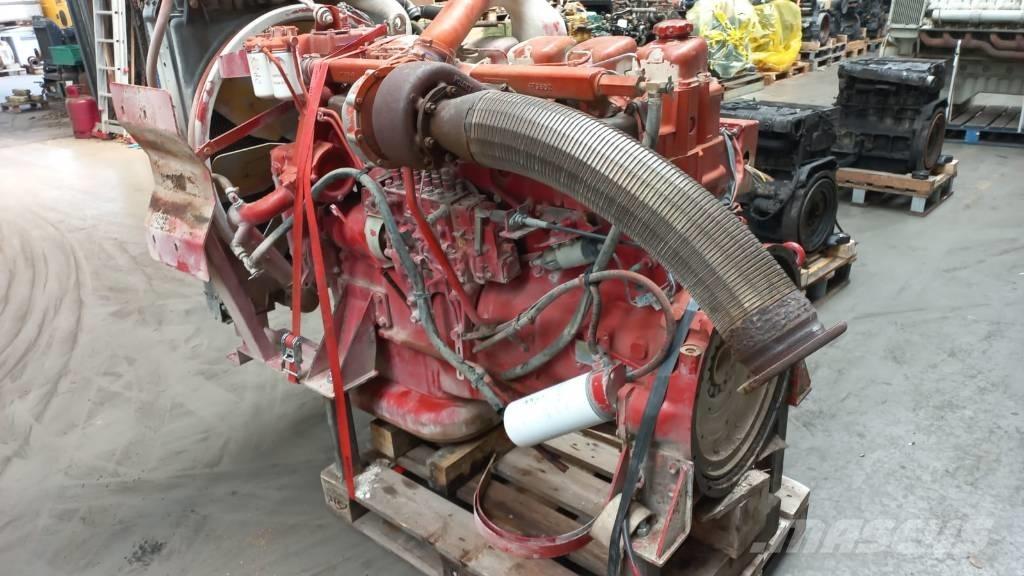 Volvo TD121G Engines