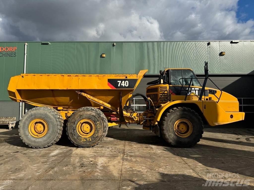 CAT 740 Articulated Haulers