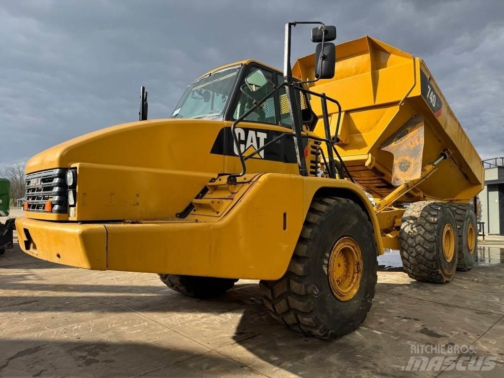 CAT 740 Articulated Haulers