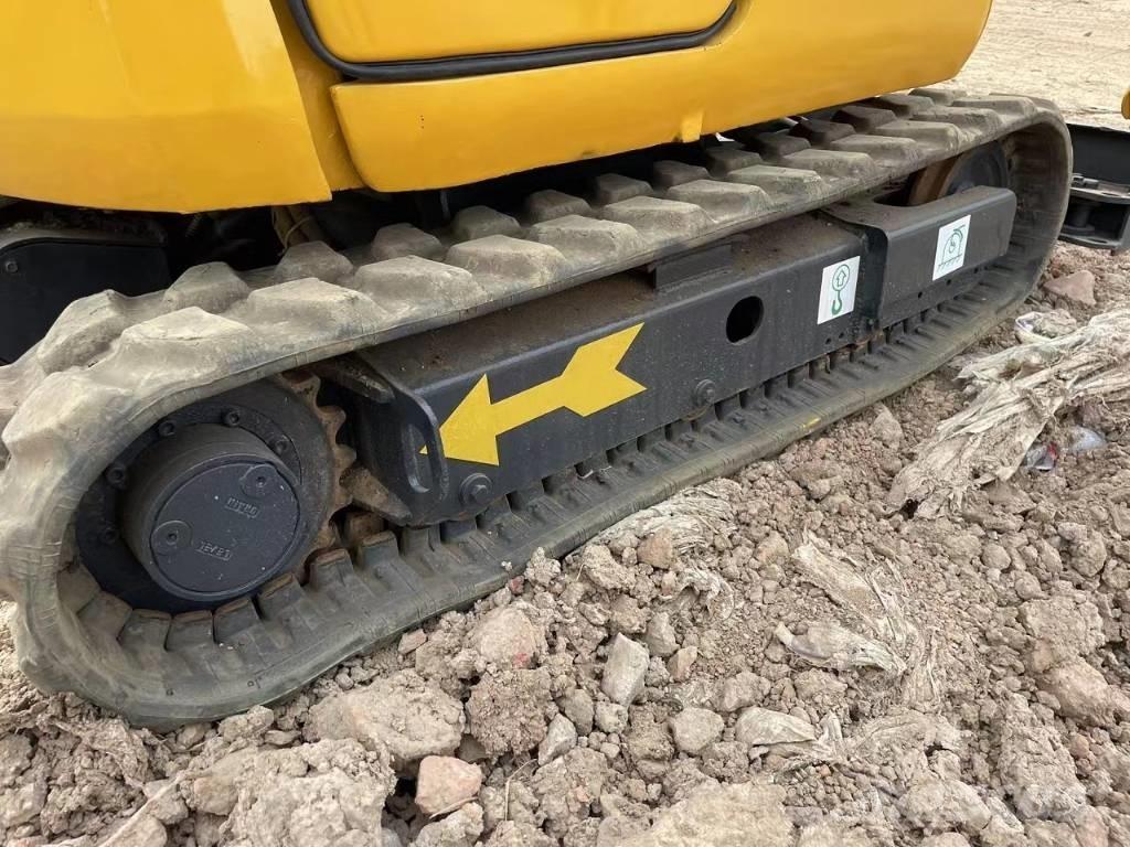 Komatsu PC18 Mini excavators < 7t