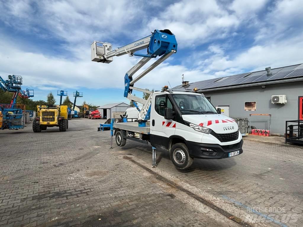 Iveco 35-140 Truck mounted aerial platforms