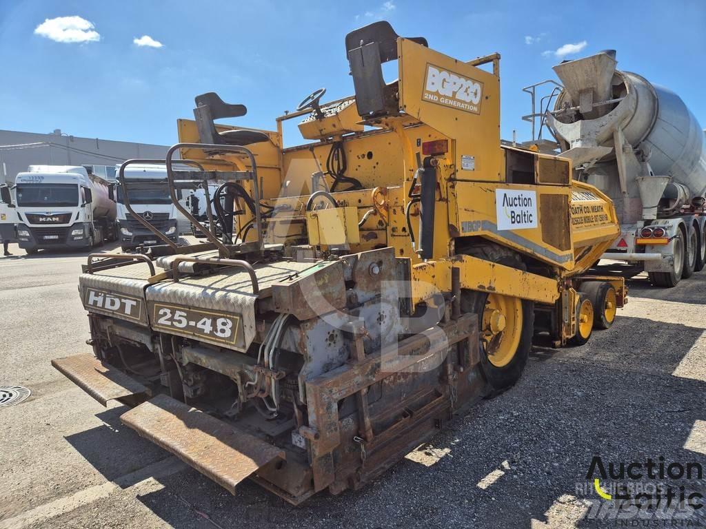  BGP 230 Asphalt pavers