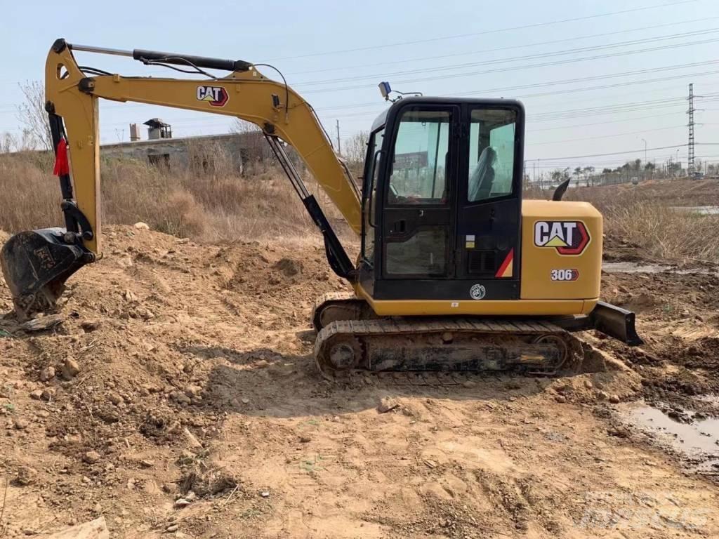 CAT 306 Mini excavators < 7t