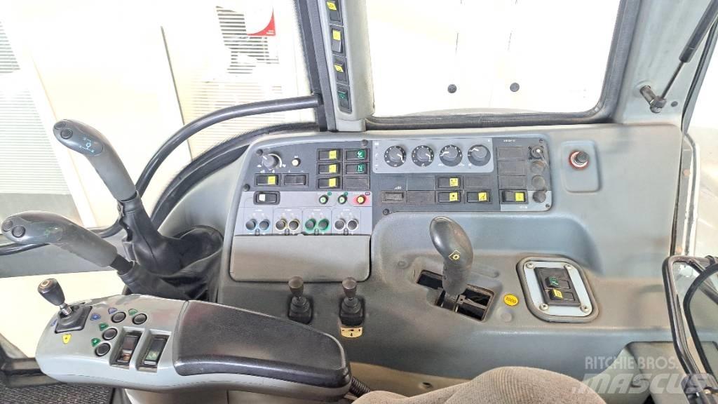 Valtra M 130 Tractors