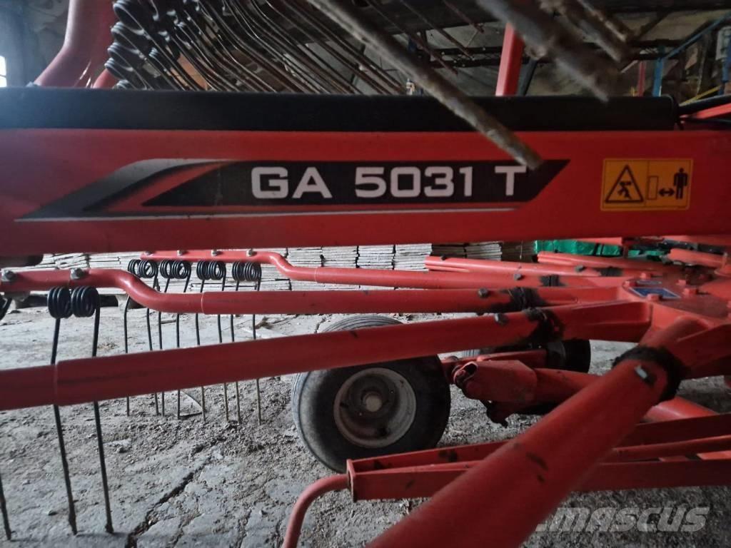 Kuhn 5031T Rakes and tedders