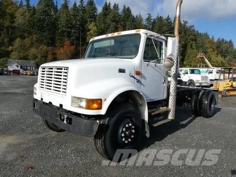 International 4900 Chassis Cab trucks