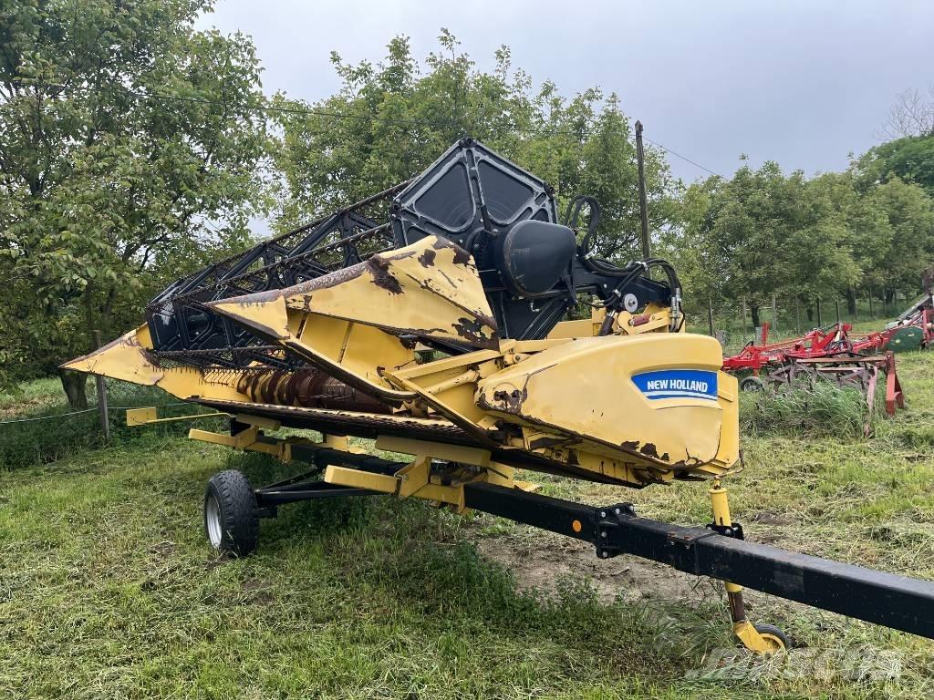 New Holland CX 6090 Combine harvesters