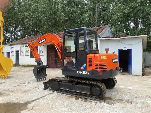 Doosan DH55 Mini excavators < 7t