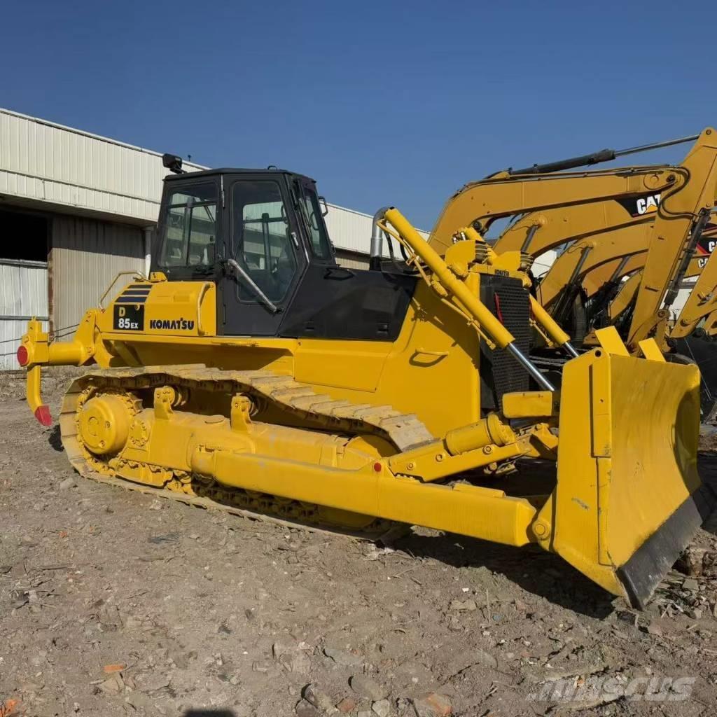 Komatsu D 85 EX-18 Crawler dozers