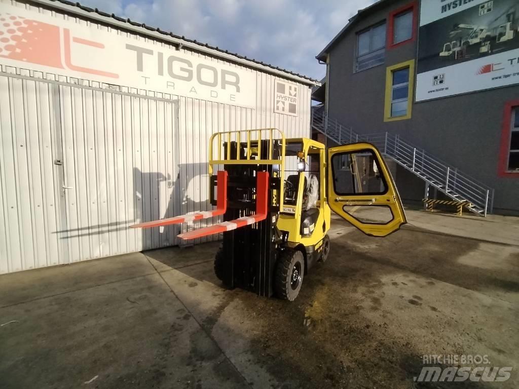 Hyster H2.5UT Diesel trucks