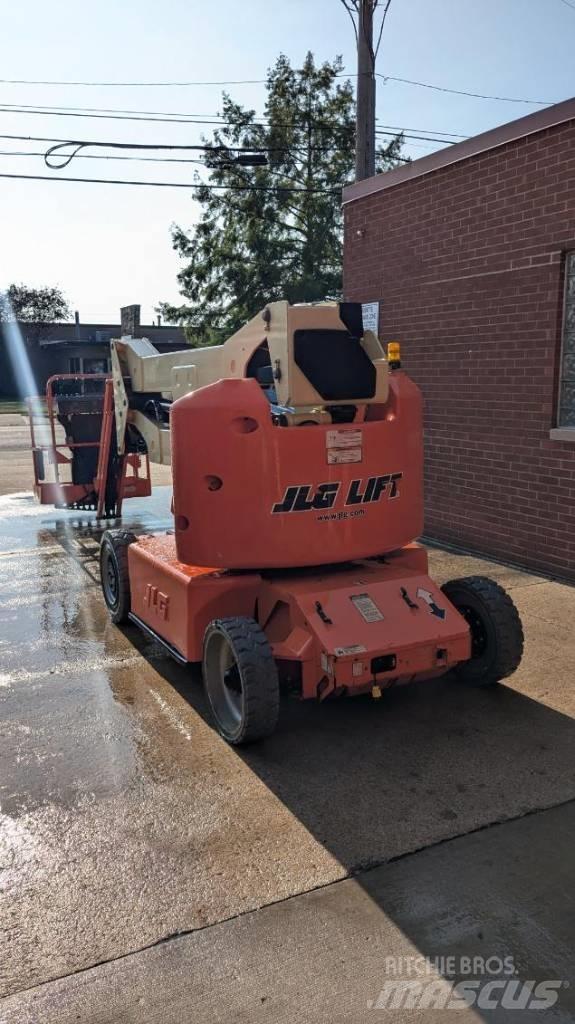 JLG E 400 AJPN Articulated boom lifts