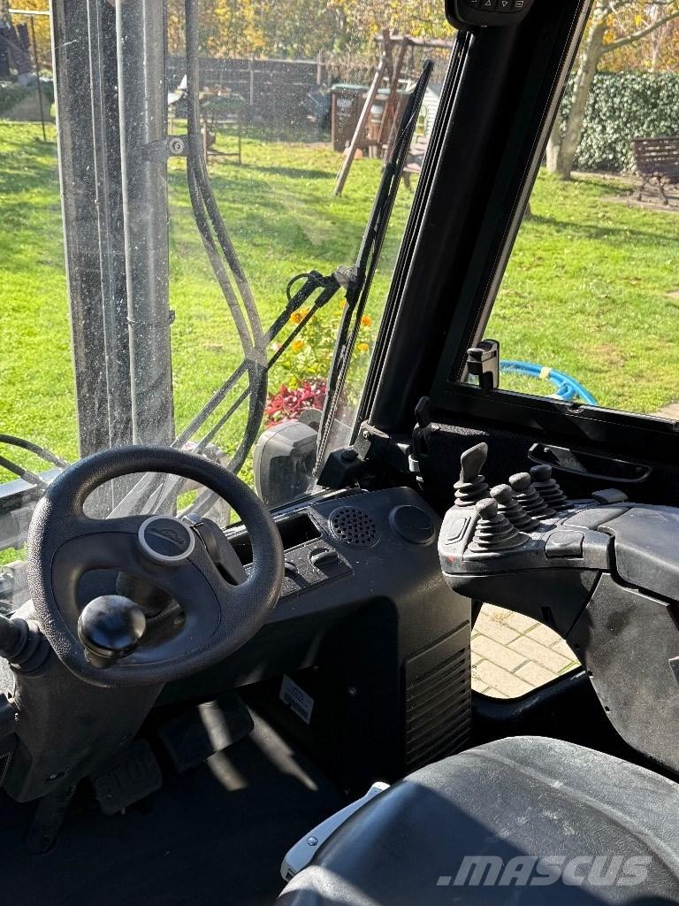 Linde H30 T-02 LPG trucks