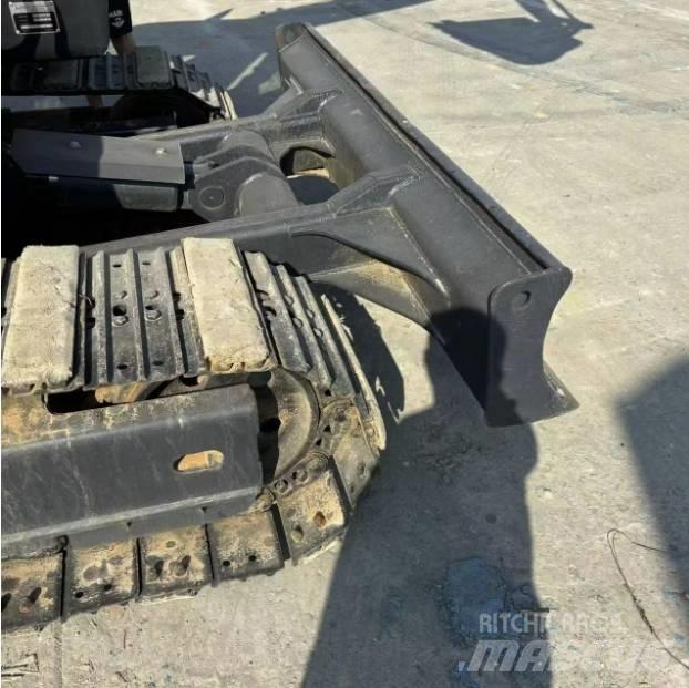 Doosan DX75-9C Midi excavators  7t - 12t
