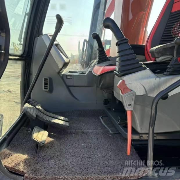 Doosan DX75-9C Midi excavators  7t - 12t