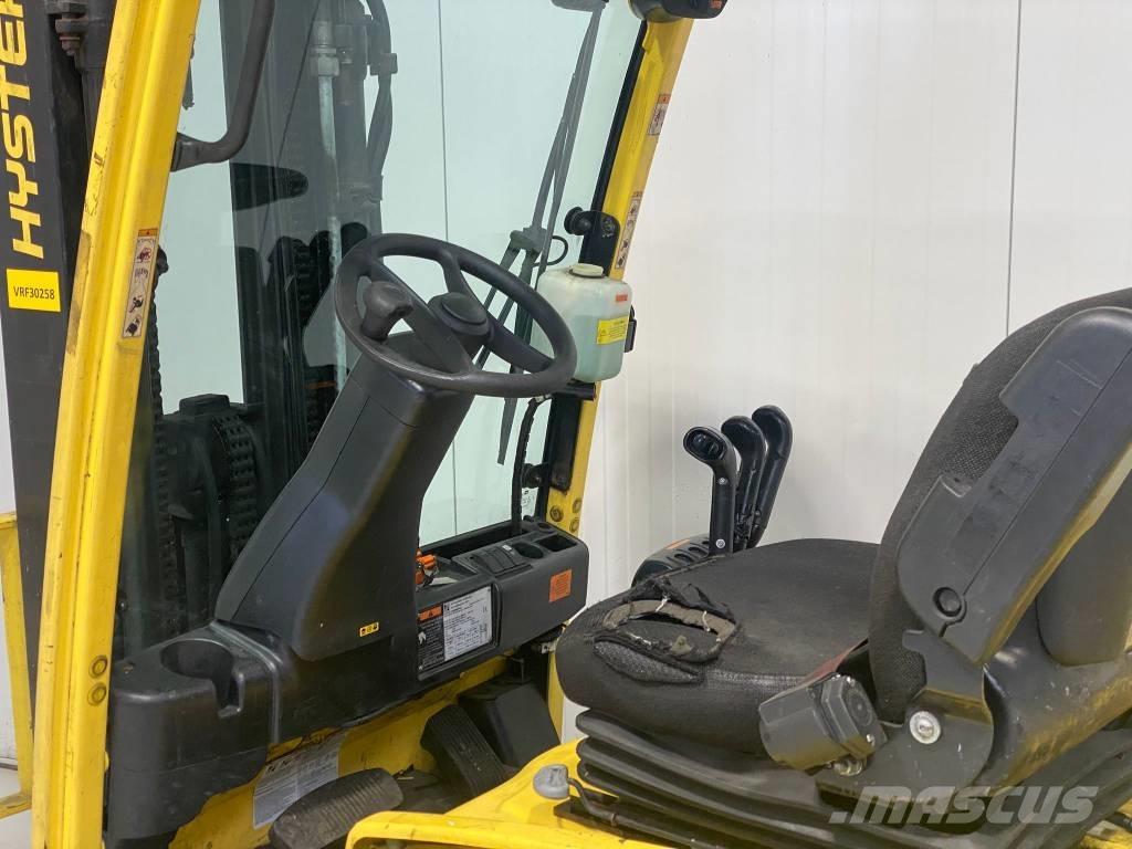 Hyster J1.8XN MWB Electric forklift trucks