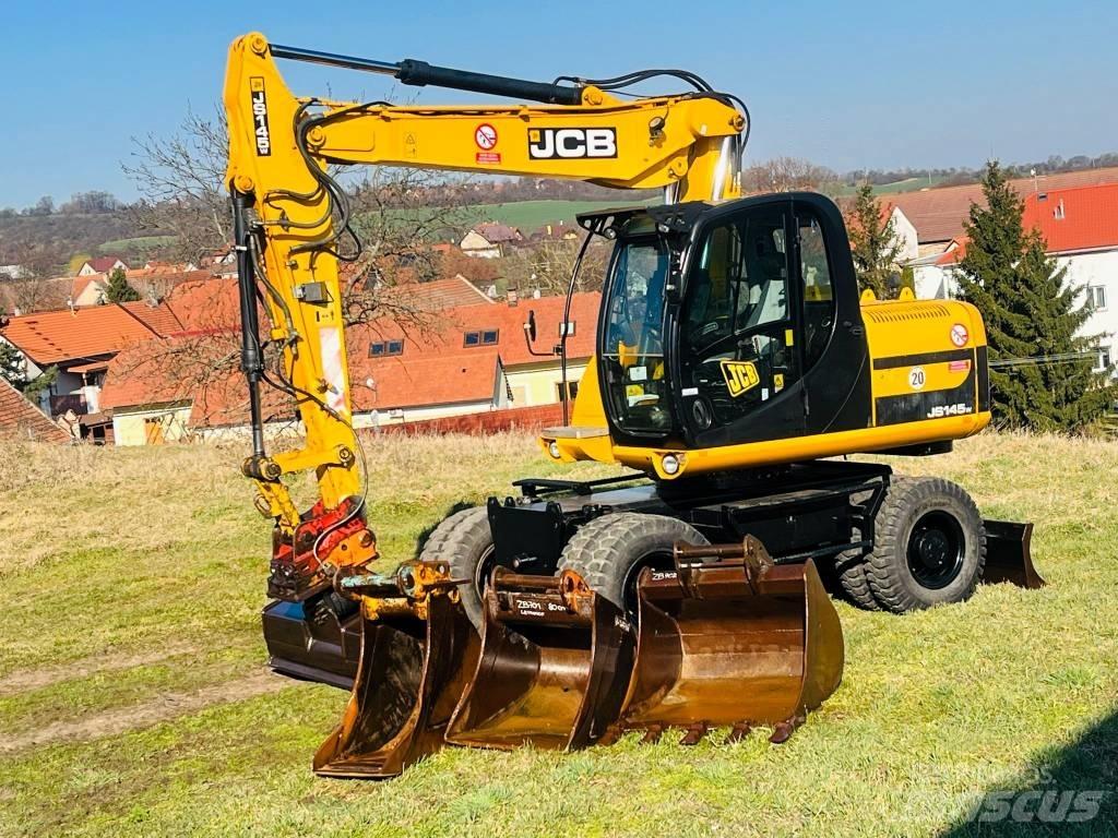 JCB JS 145 W Wheeled excavators