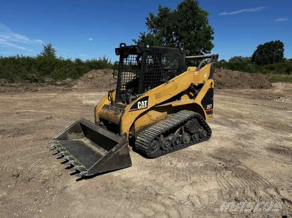 CAT 257 Crawler FEL's