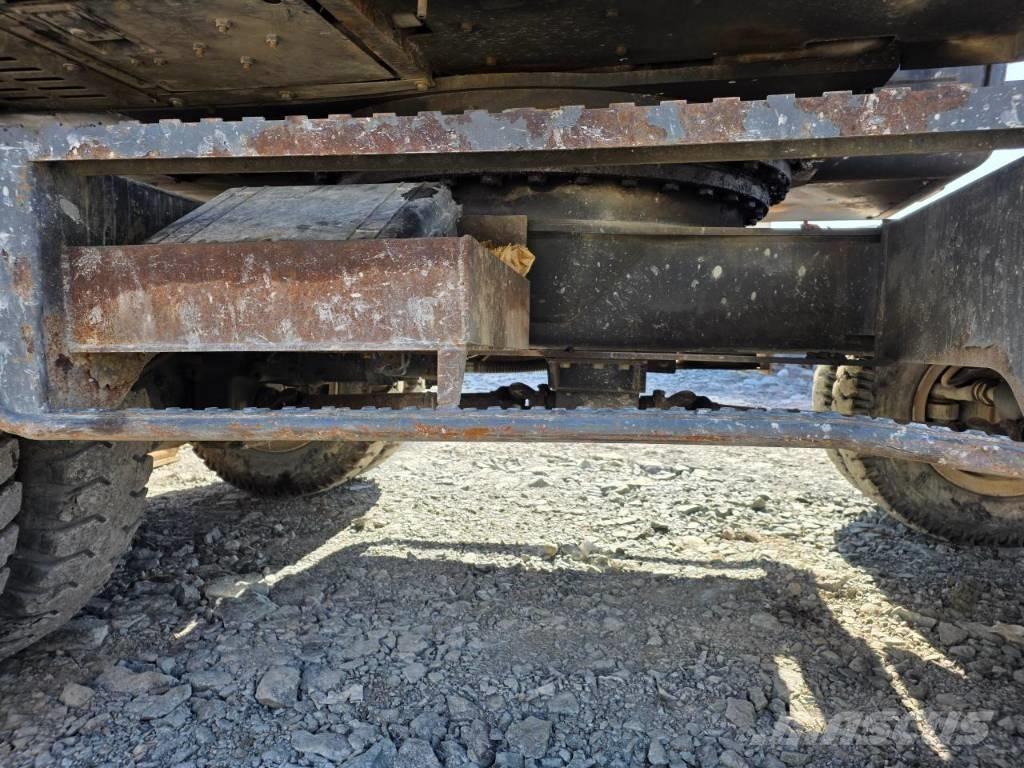 Doosan DX 210 W-5 Wheeled excavators