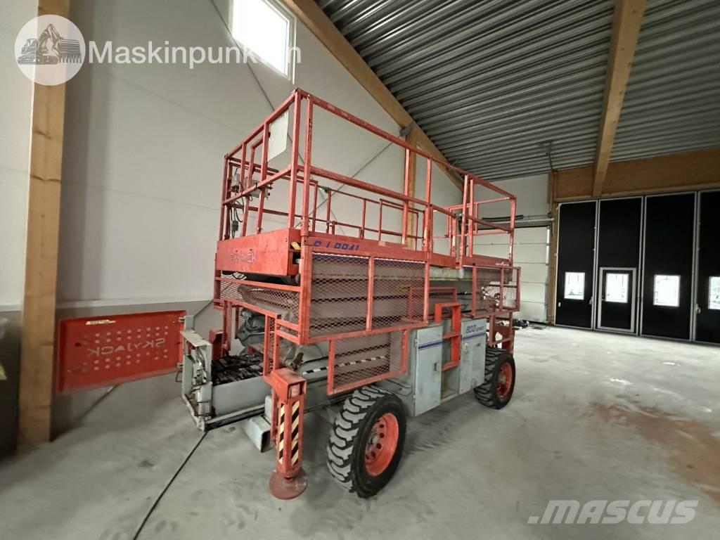 SkyJack SJ 8841 Scissor lifts