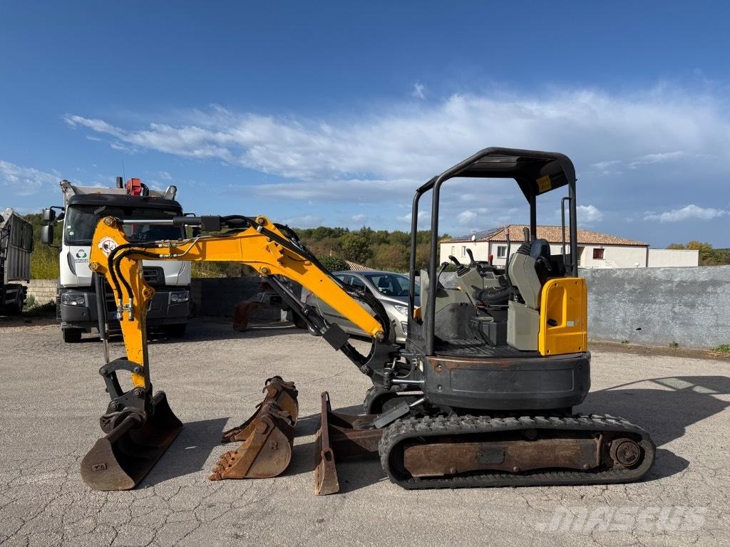 Bobcat E 26 Mini excavators < 7t
