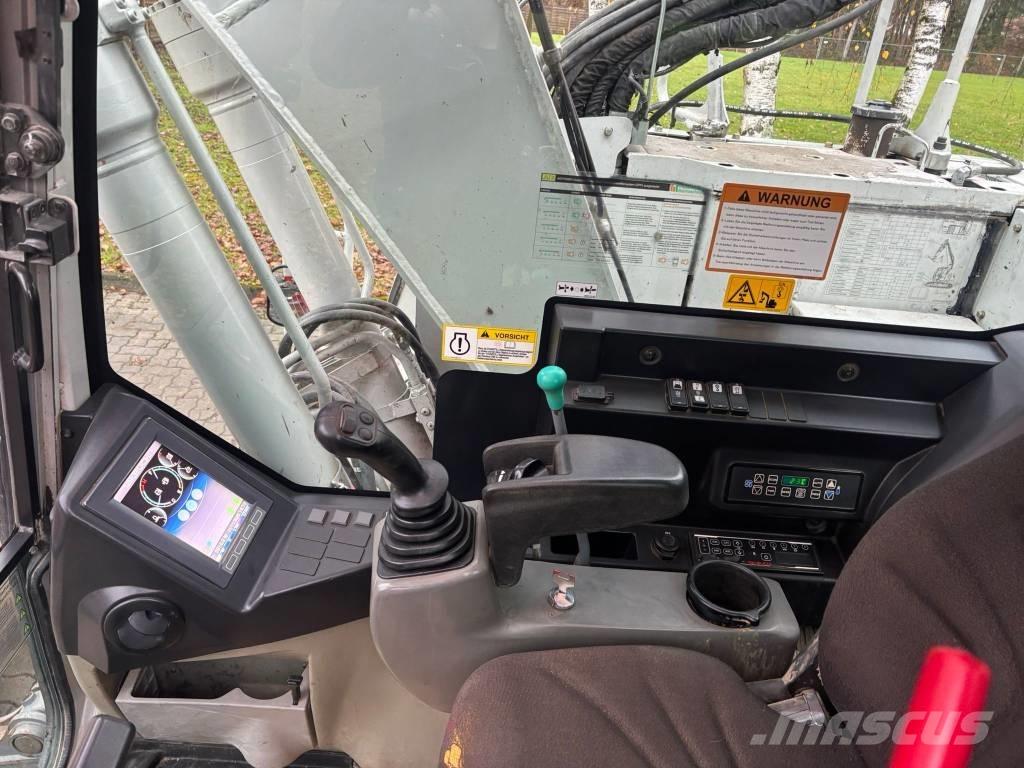 Takeuchi TB 2150 R Crawler excavators