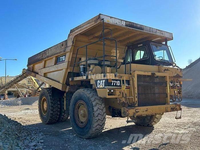 CAT 771D Site dumpers