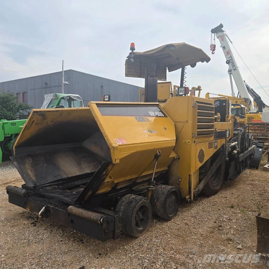 CAT AP600 Asphalt pavers