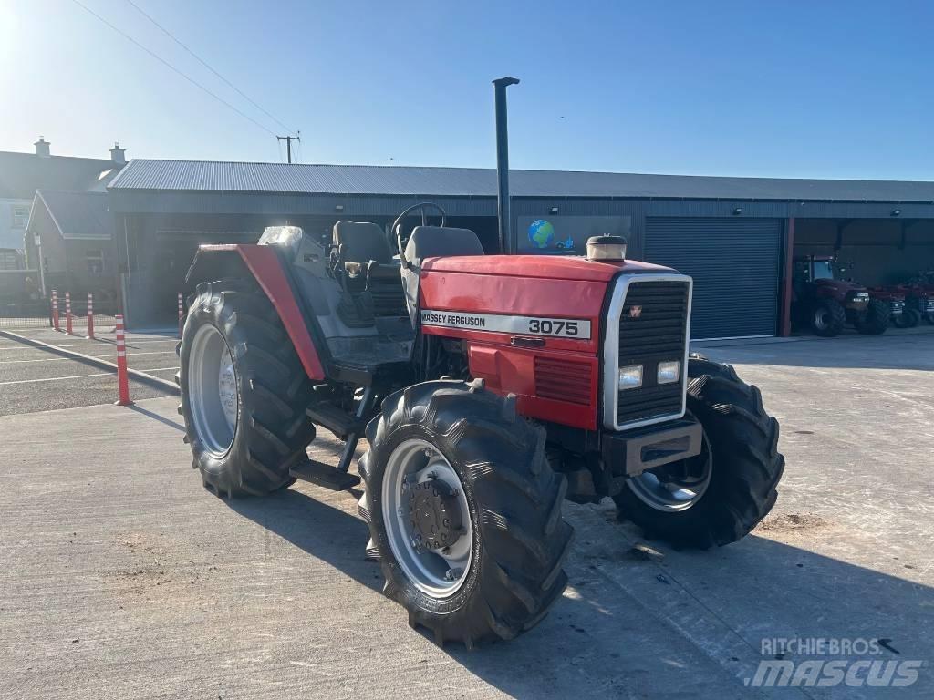 Massey Ferguson 3075 Tractors