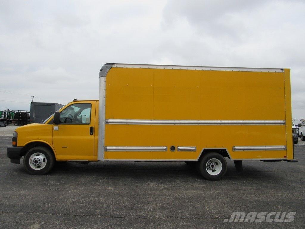 GMC Savana 3500 Van Body Trucks