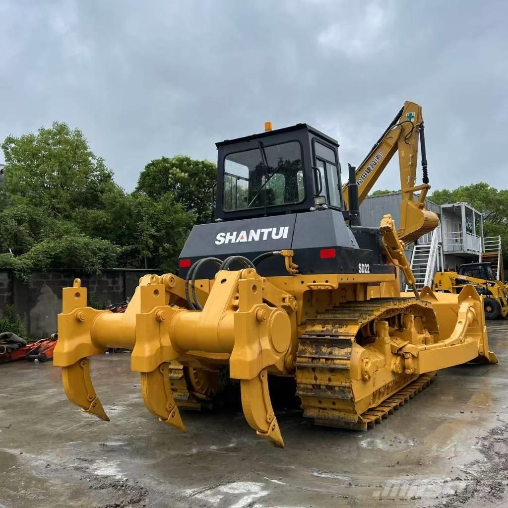 Shantui SD 22 Crawler dozers