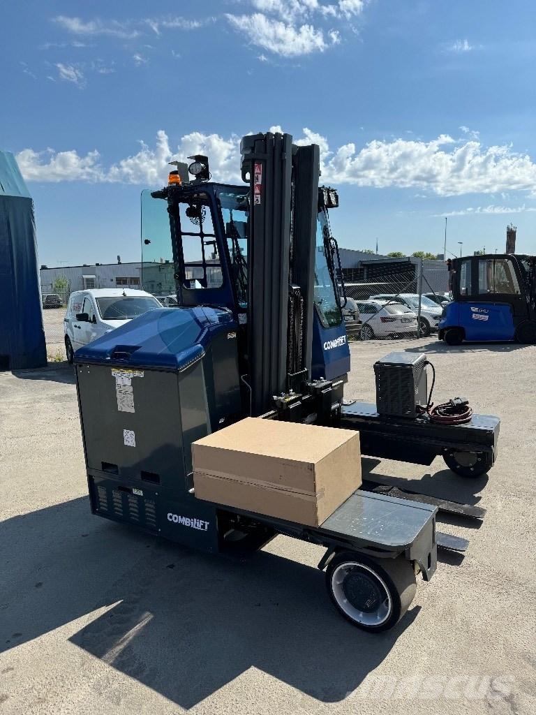 Combilift C4000ET 4-way reach truck