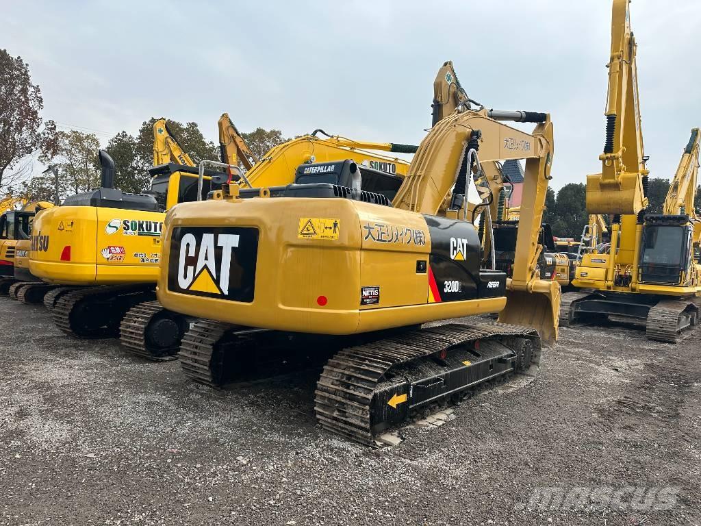CAT 320 D2 Crawler excavators