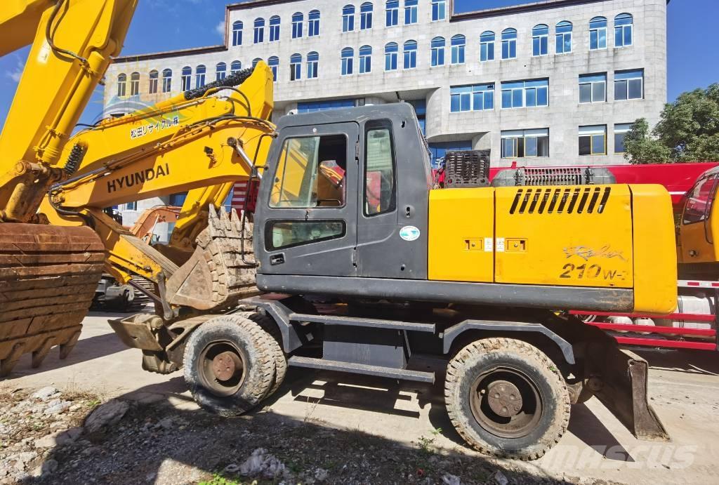 Hyundai Robex 210w-7 Wheeled excavators