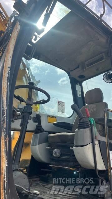JCB JS 175 W Wheeled excavators