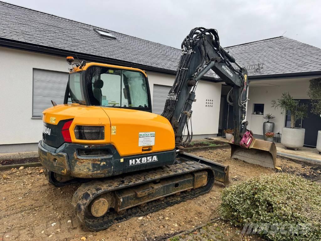 Hyundai HX 85 A Midi excavators  7t - 12t
