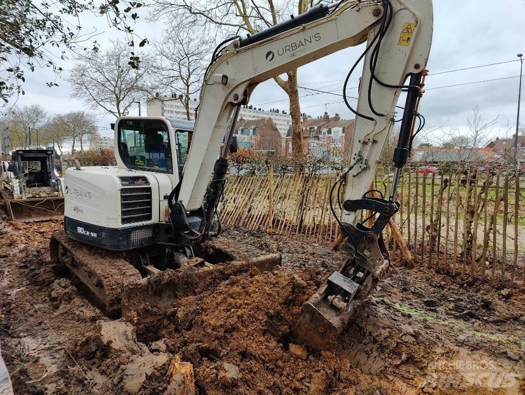 Hyundai 80cr9a Midi excavators  7t - 12t