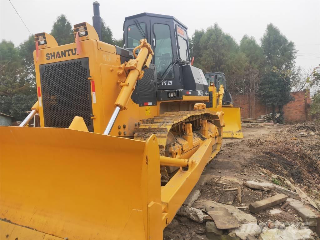 Shantui SD22 Crawler dozers
