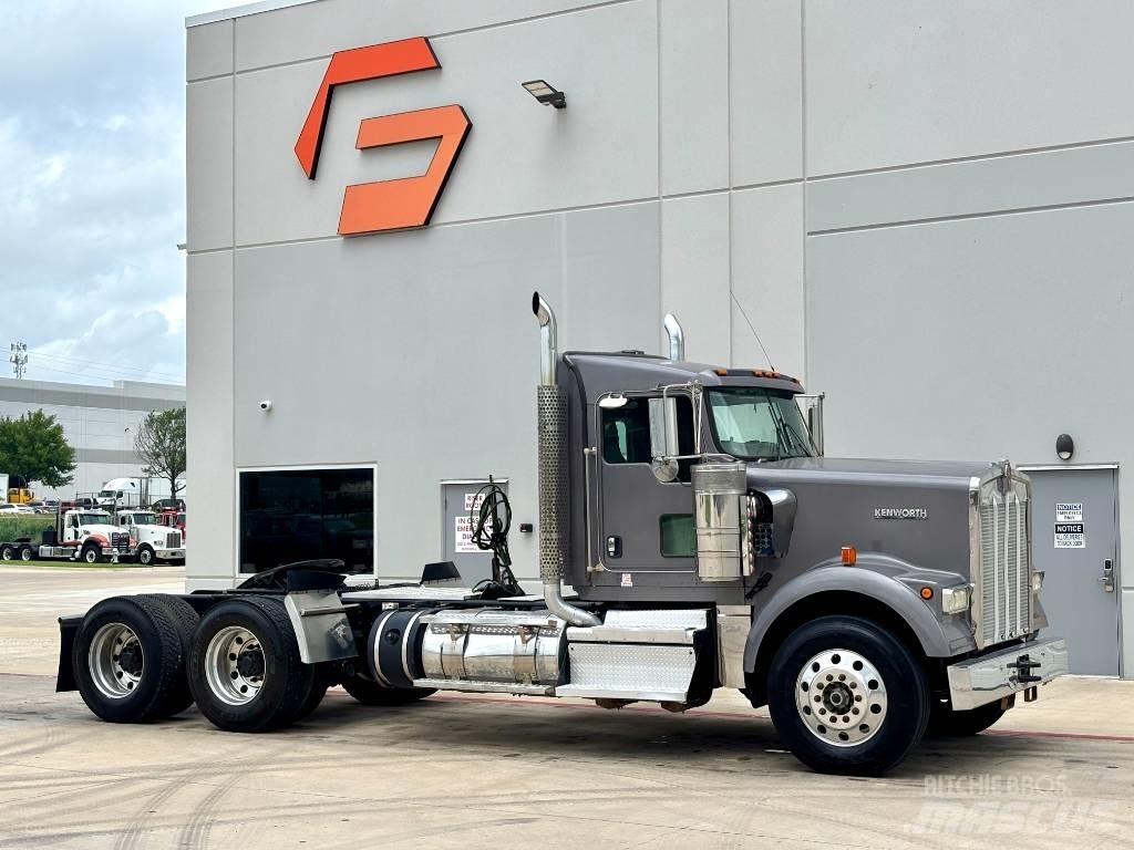 Kenworth W 900 Truck Tractor Units