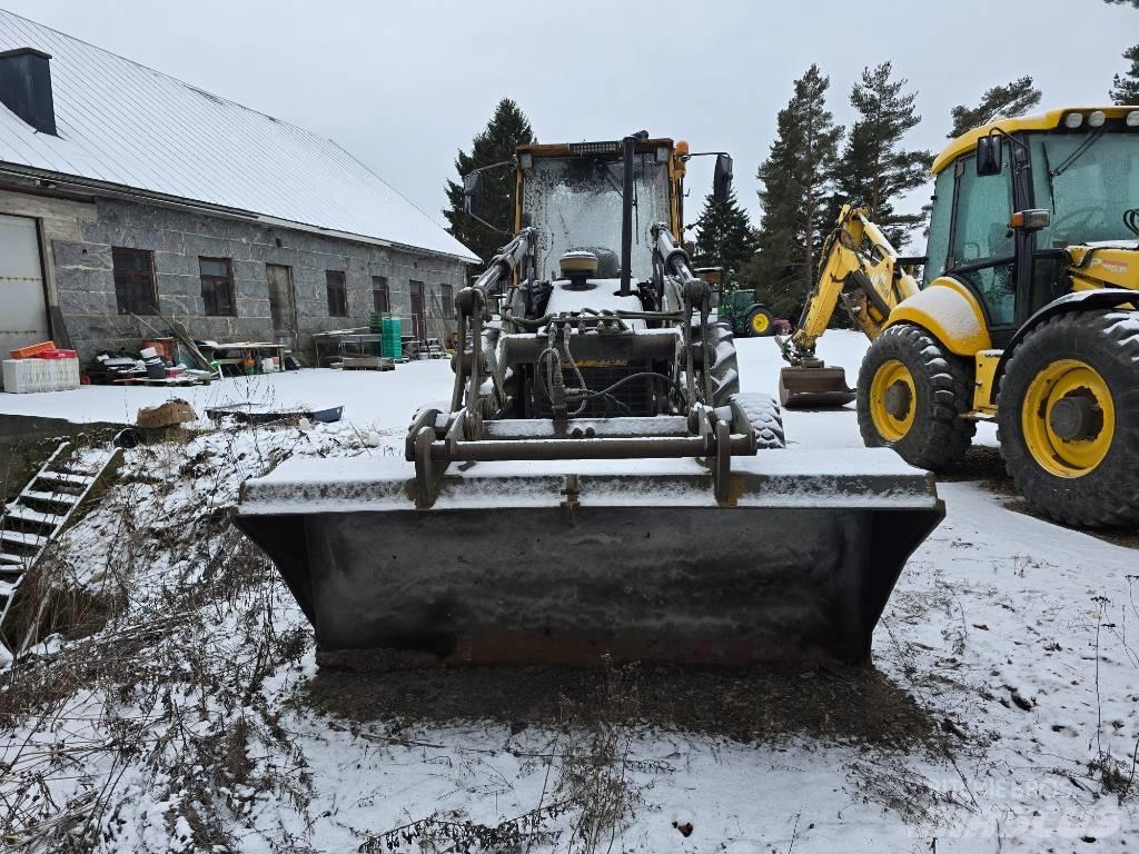 Valmet 6000 4x4 TLB's