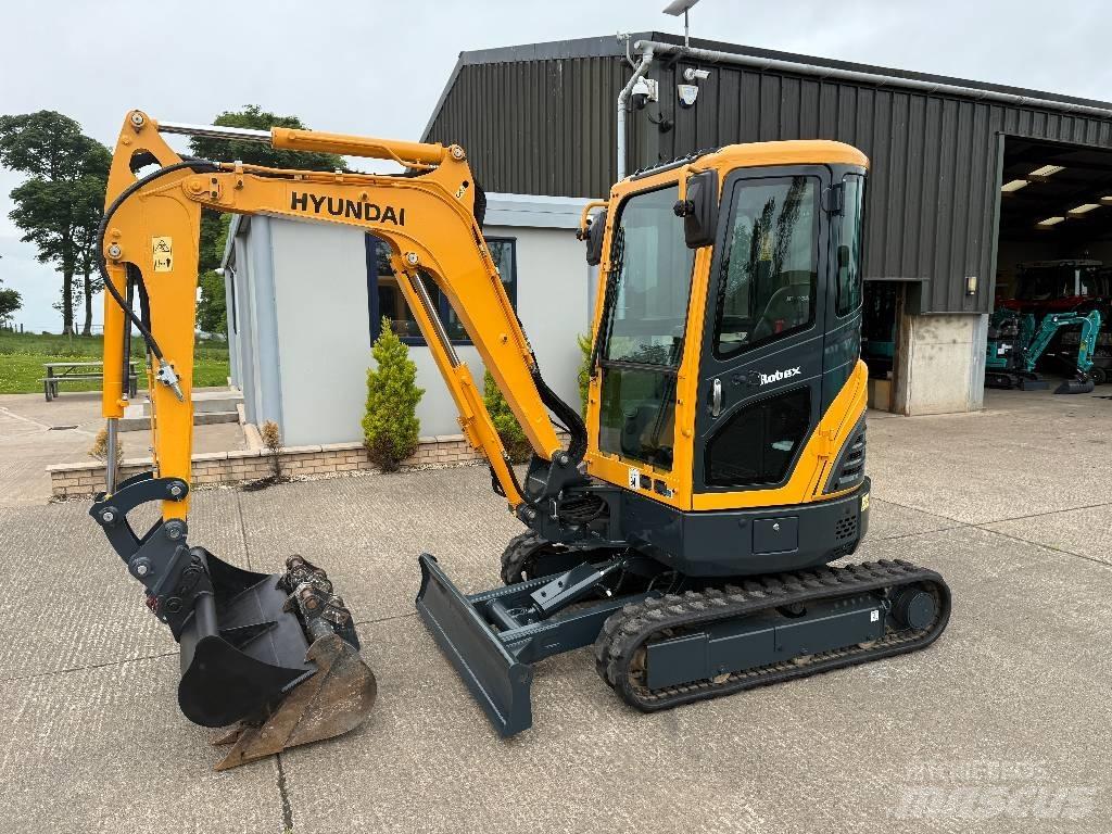 Hyundai R25Z-9 AK Mini excavators < 7t