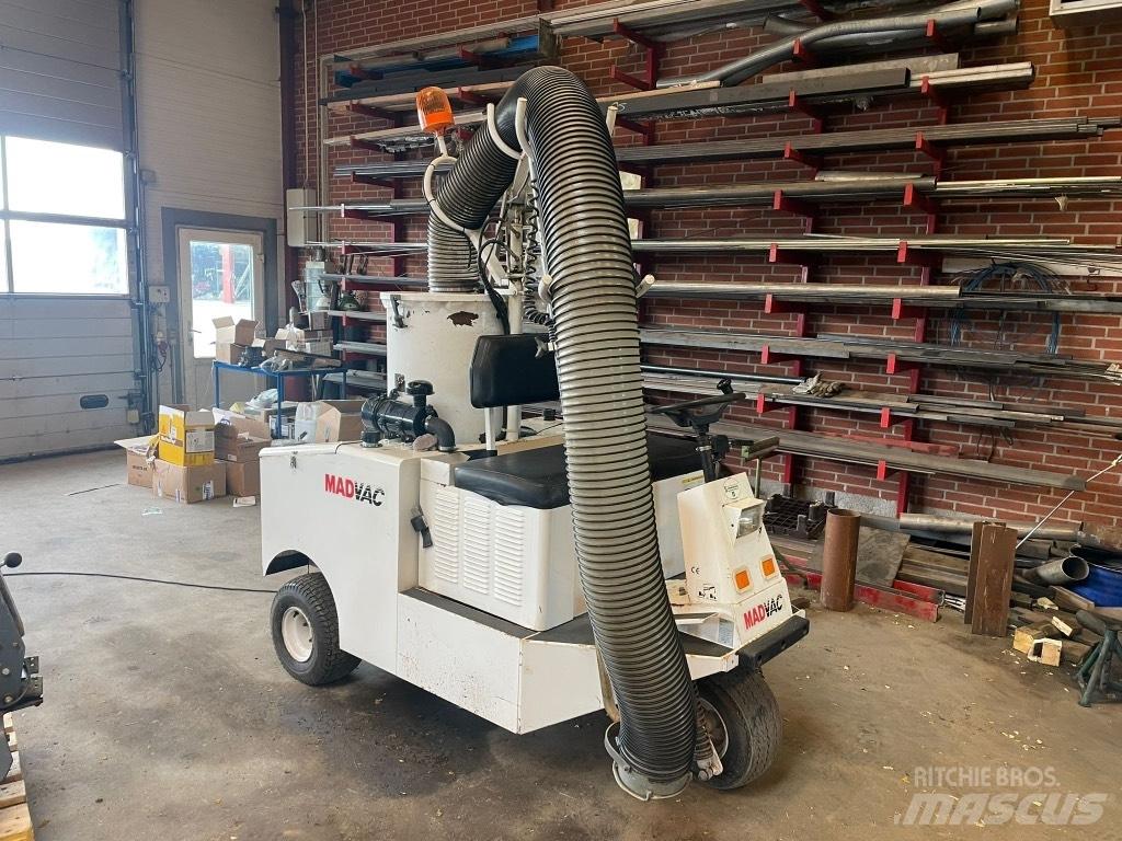 MAD VAC 101D Sorting Equipment