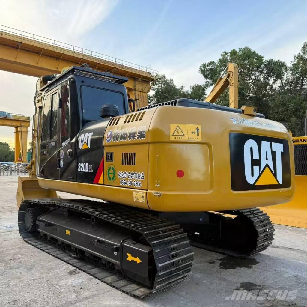 CAT 320D2 Midi excavators  7t - 12t