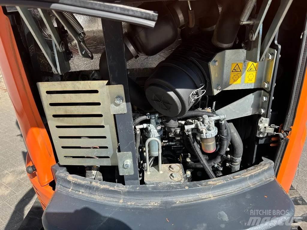 Hitachi ZX26U-6CR Mini excavators < 7t
