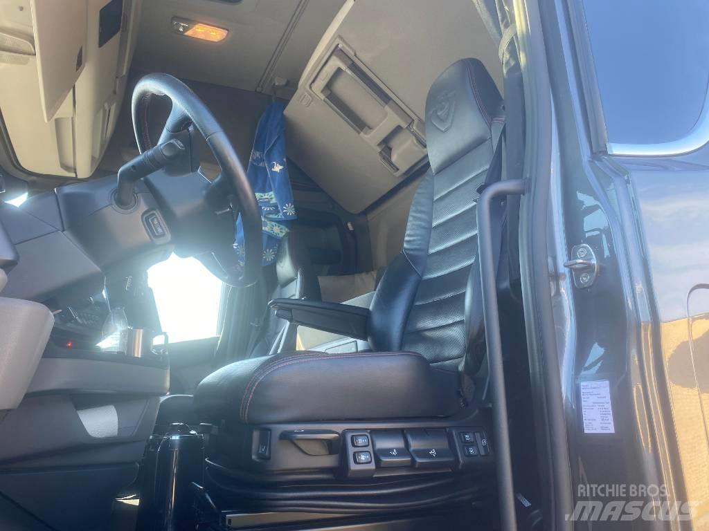 Scania S 520 Van Body Trucks