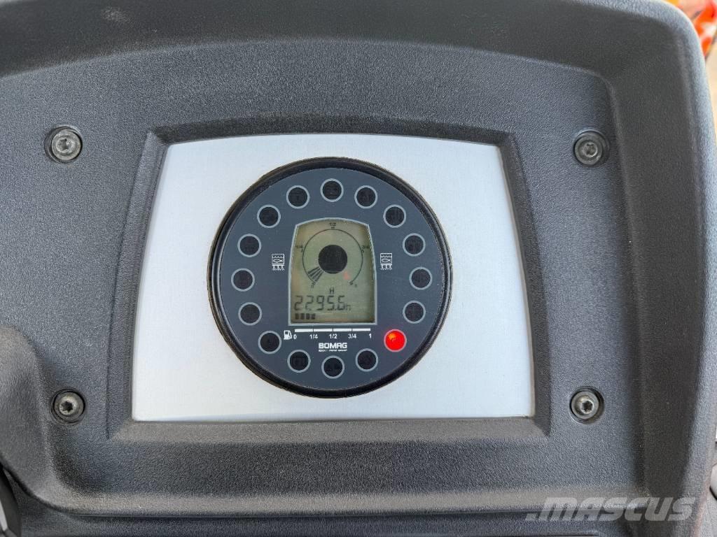 Bomag BW 154 AP-4 Twin drum rollers