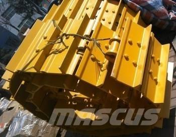 Komatsu D155A-6 Tracks, chains and undercarriage