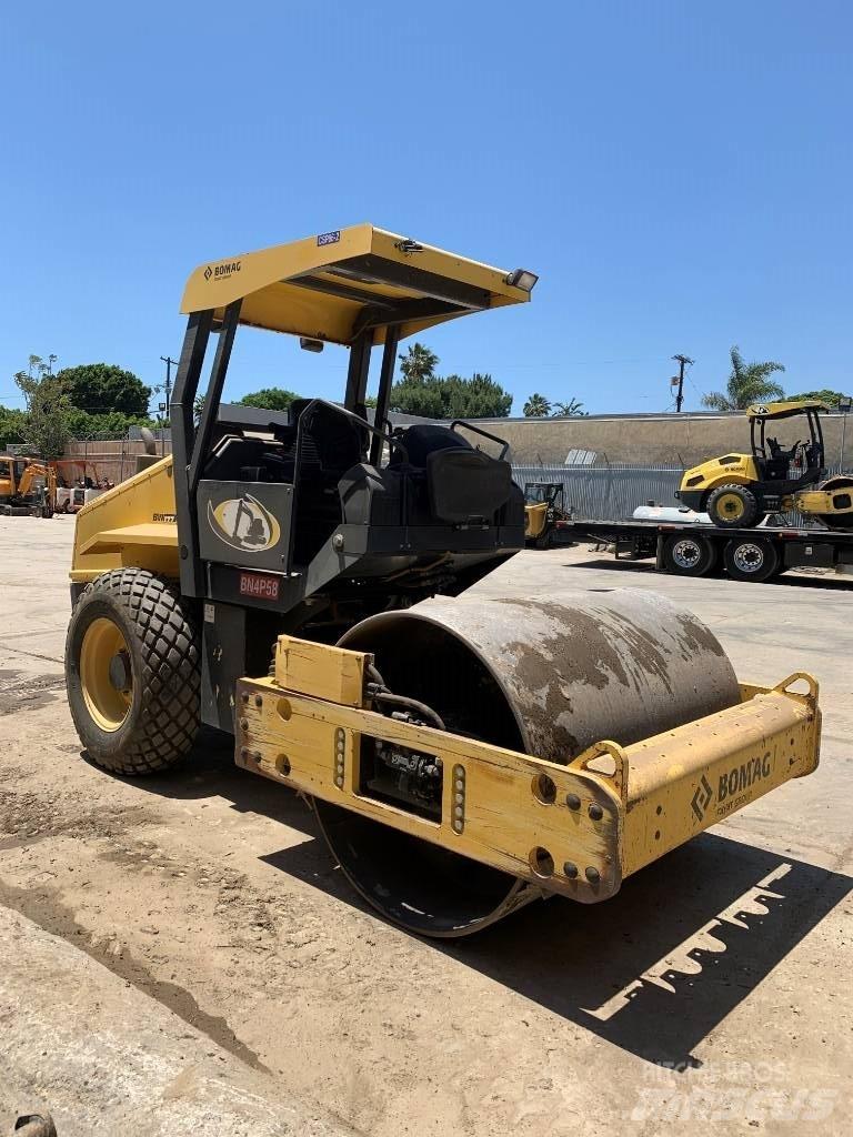 Bomag BW 177DH-50 Single drum rollers